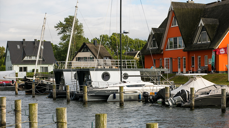Cuxhaven Vermietung Hausboote